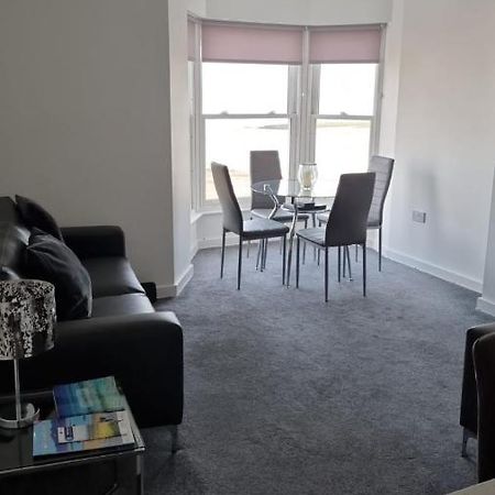 apartment 302 241 Marine Rad Morecambe Bagian luar foto
